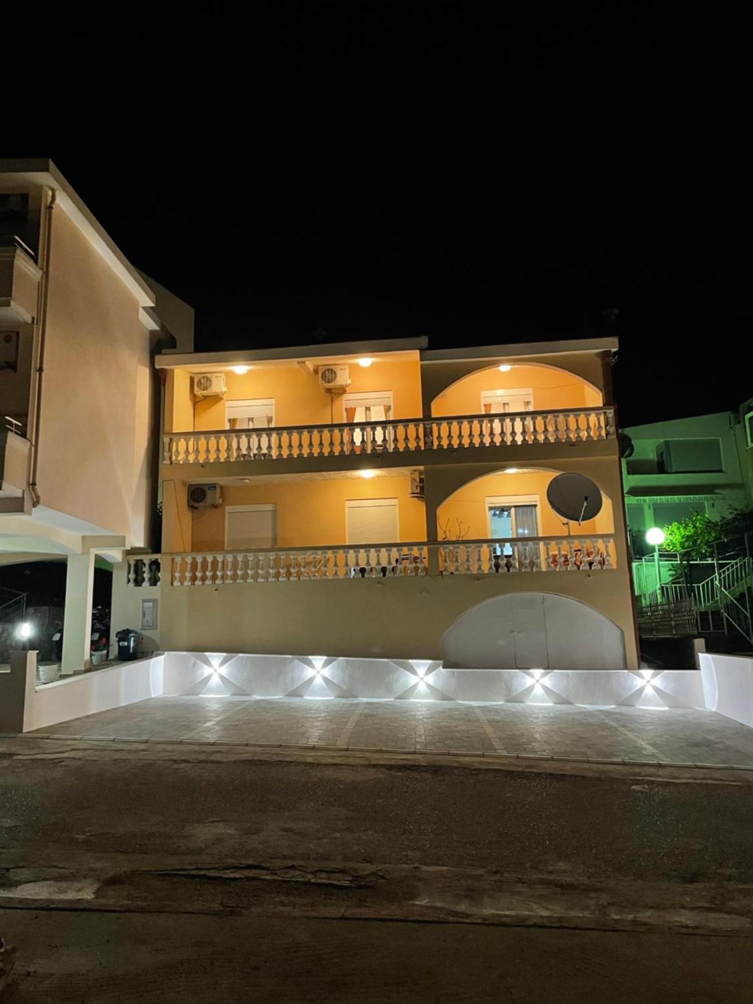 Apartments Onyx Улцинь Екстер'єр фото