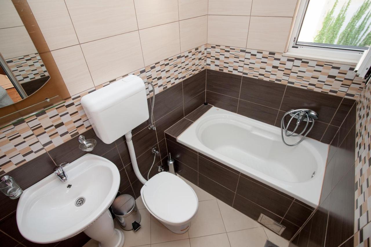 Apartments Onyx Улцинь Екстер'єр фото